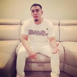 Meet your Posher, Manny